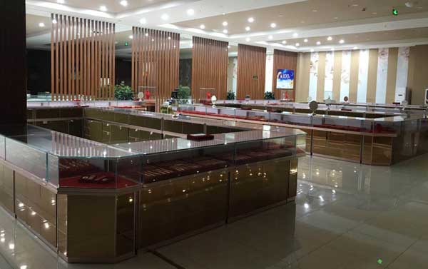 云南珠寶展柜，鴻鈦量身定制